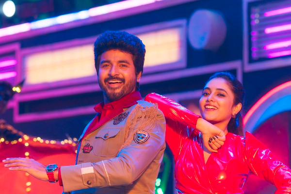 Priyanka mohan says about discussion with actor vijay