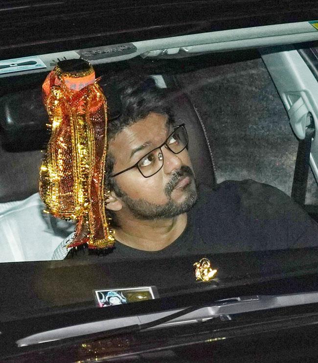 Shaam posts camera photo from thalapathy66 shooting spot