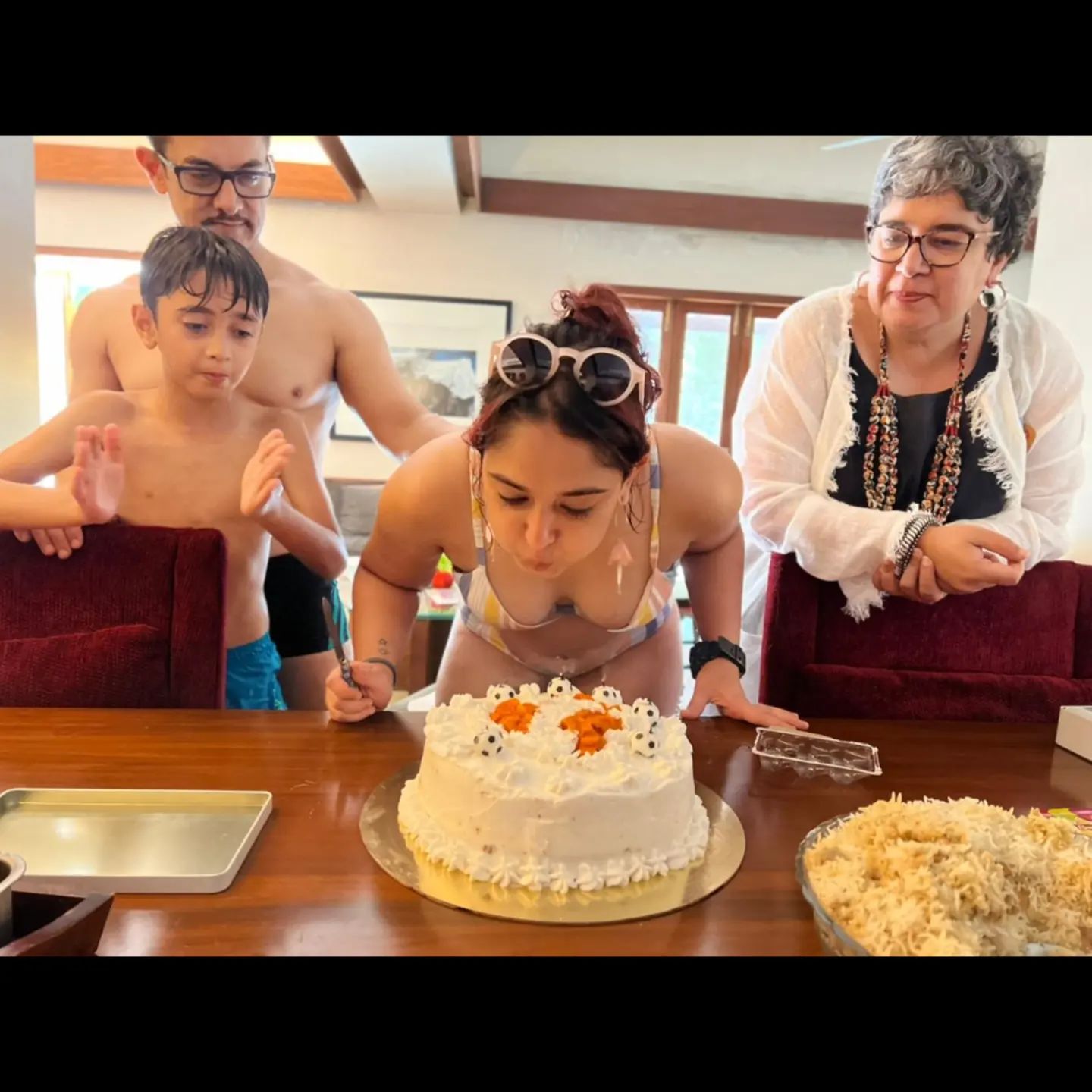 Amir khan daughter ira khan celebrates her birthday in bikini dress photos getting viral