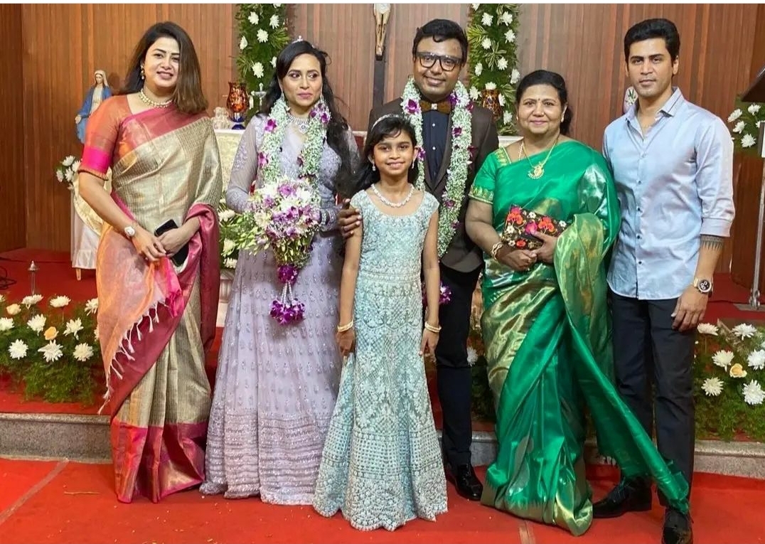 D imman second marriage in simple way photos getting viral