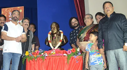 Kavundamani got emotional while speaking and kamal hugged videos getting viral