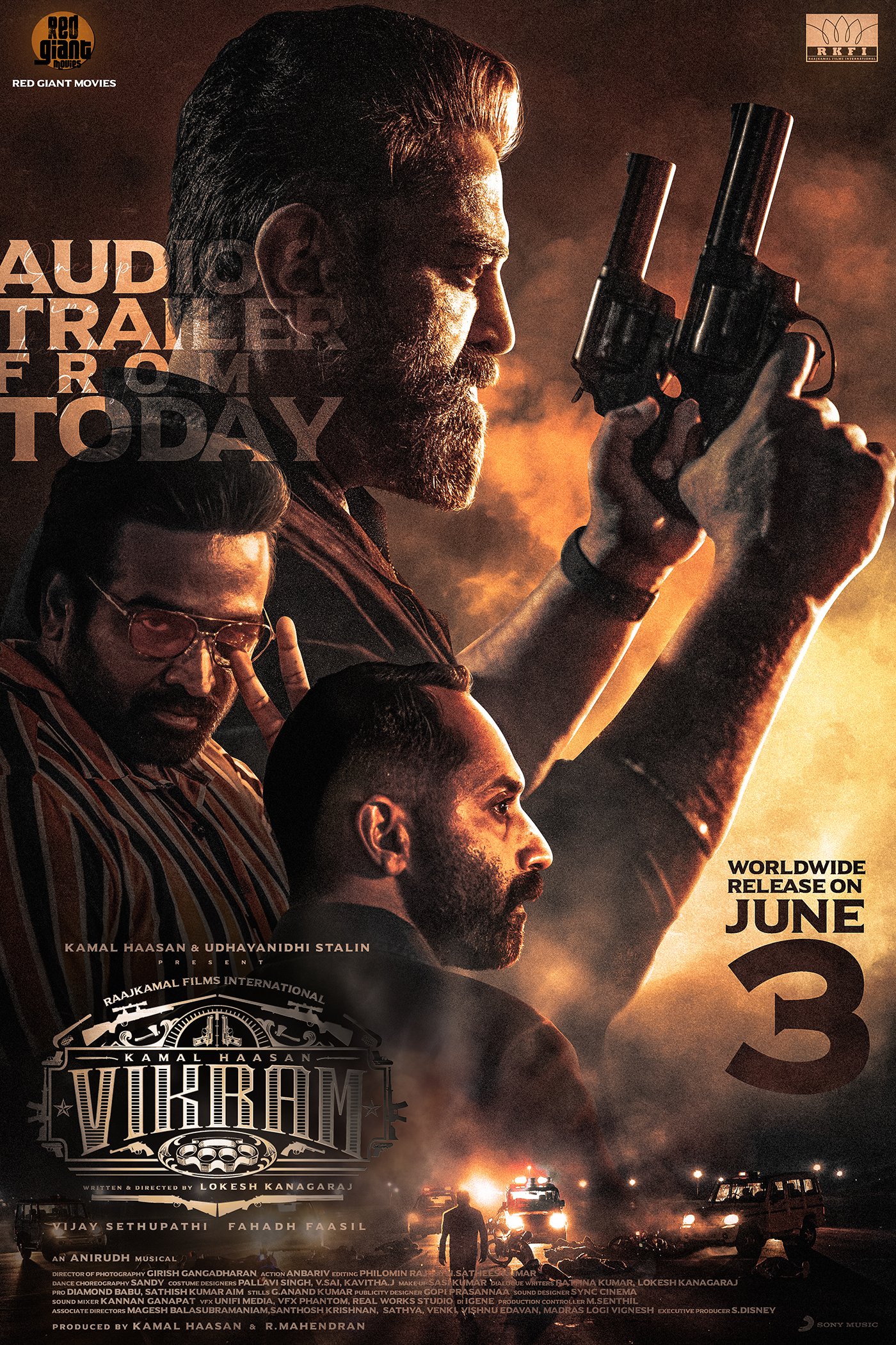 Vijay rajini surya kamal in stage function photo getting viral for vikram audio launch