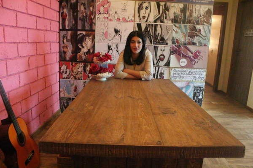 Shruthi haasan home tour video and photos getting viral