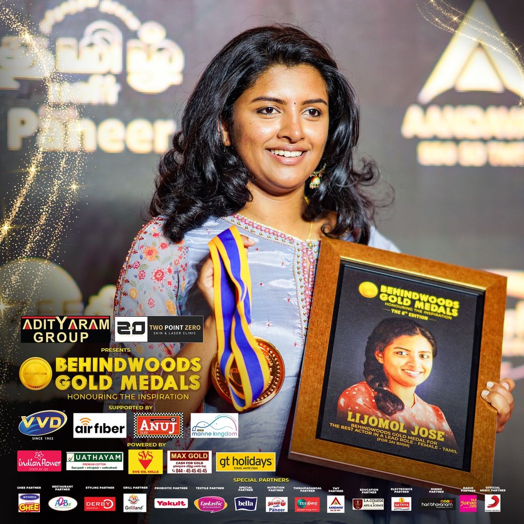 Jonita gandhi and sunny leone performs arabic kuthu on behindwoods stage