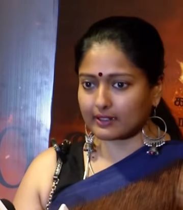 Gayathri raguram about nenjukku needhi movie review in different version getting viral on social media