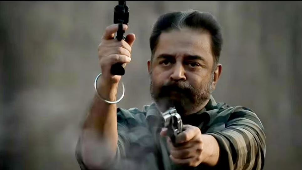 Superstar rajinikanth phonecall with kamalhaasan about vikram movie