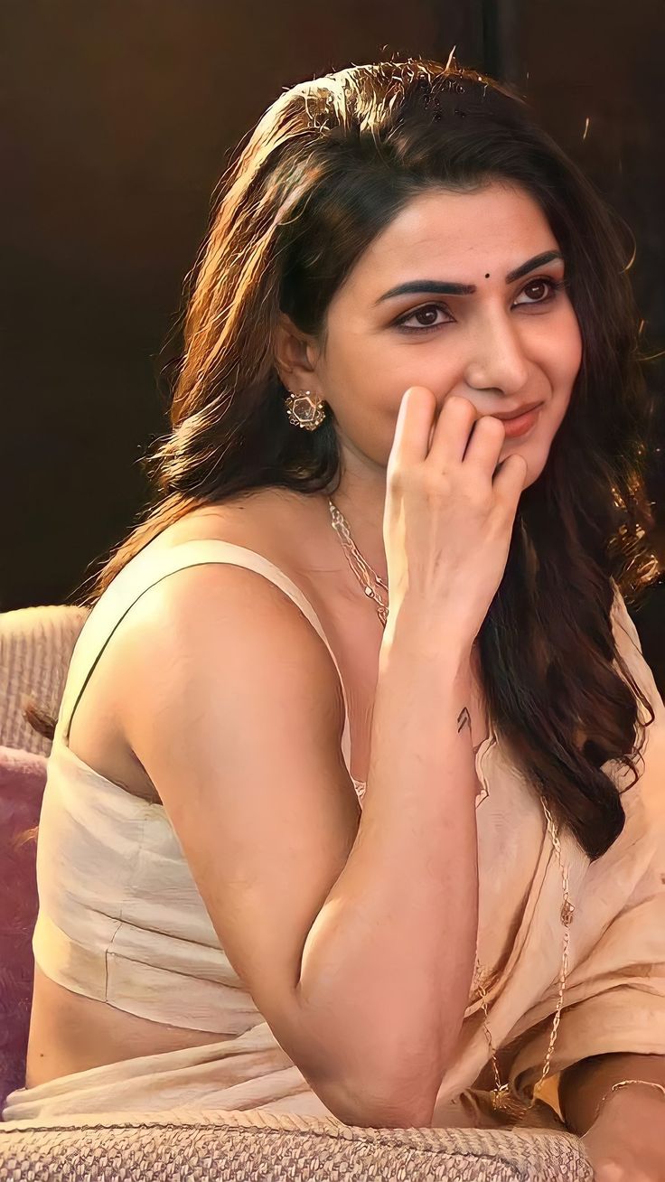 samantha wears 30kg weigh saree for shakuntalam movie shoot