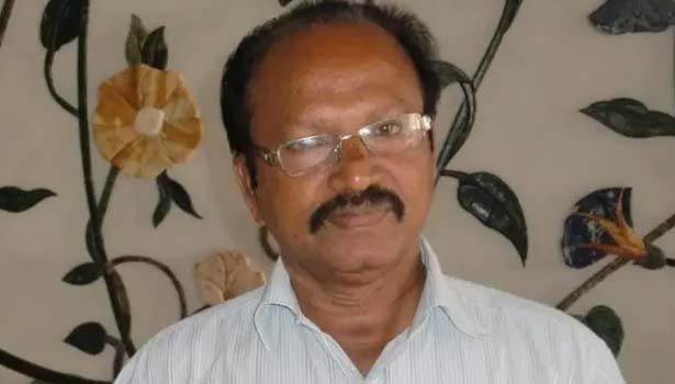 Popular singer edava basheer dies on stage while singing