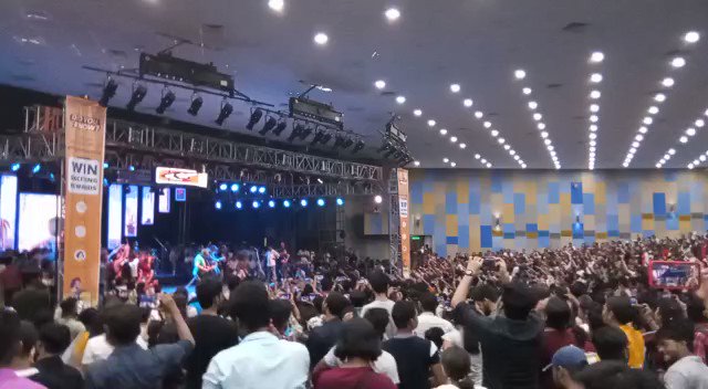 Krishnakumar kunnath to get out of the stage after uncomfort feel viral video