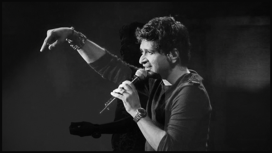 Krishnakumar kunnath to get out of the stage after uncomfort feel viral video