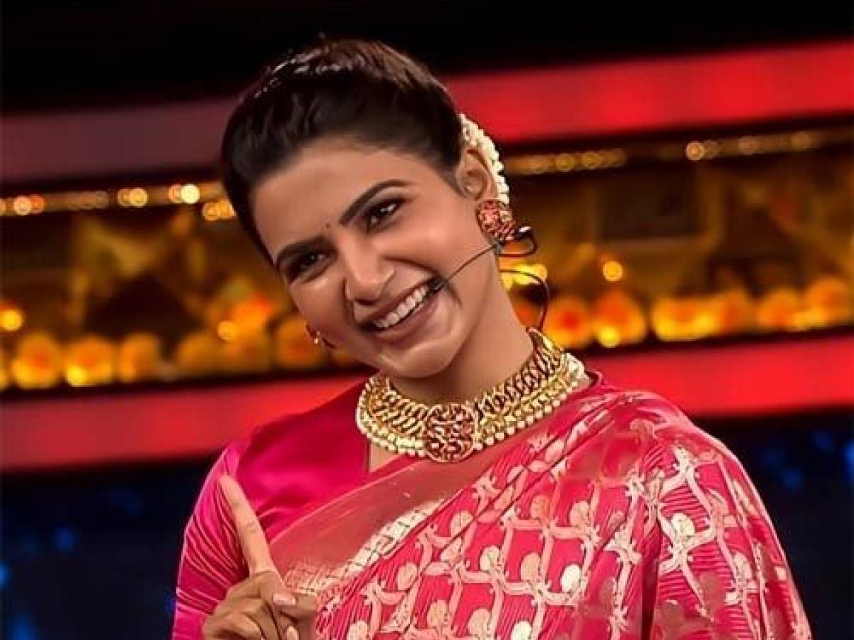 samantha spotted in mumbai airport in slim and sad manner