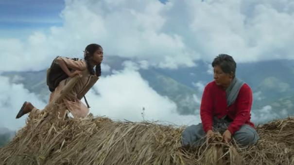 ashwin kumar stumbled in sembi audio launch kamal advises and appreciates viral video