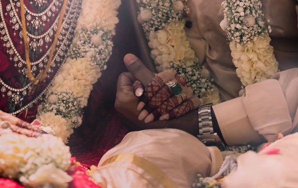 Vignesh shivan and nayanthara in tirupati after marriage