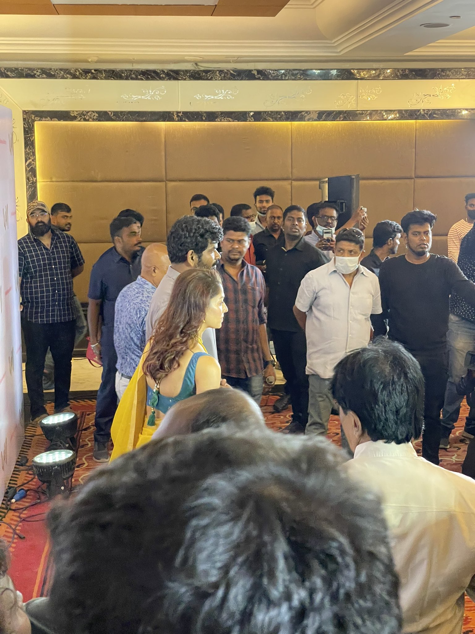 Vignesh shivan and nayanthara at press meet after marriage photos viral