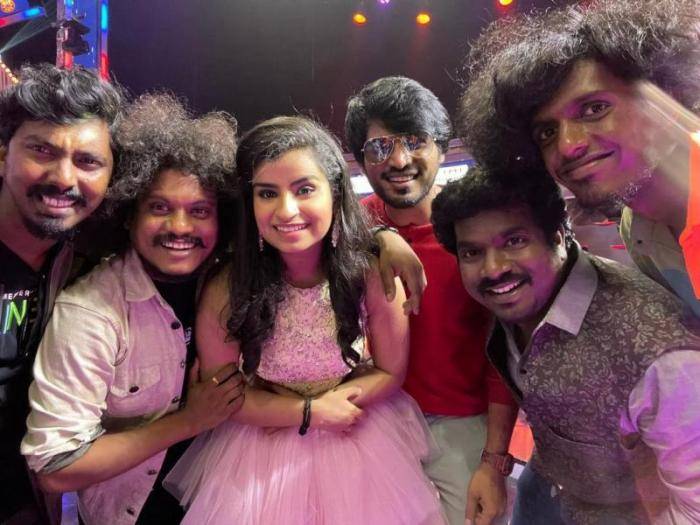 Cook with comali shivangi reacts for the comment of netizen trolling her