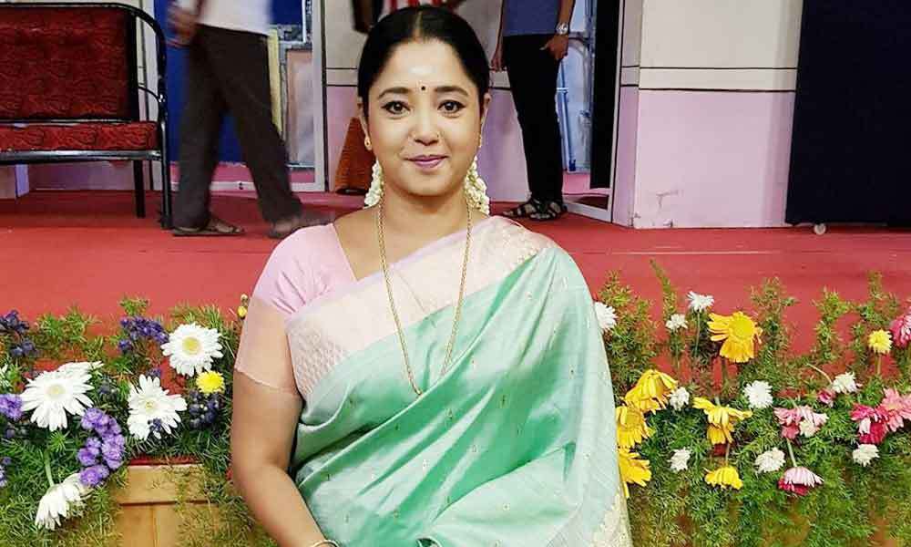 Actress aishwarya bhaskaran latest shocking interview current situation for food viral video