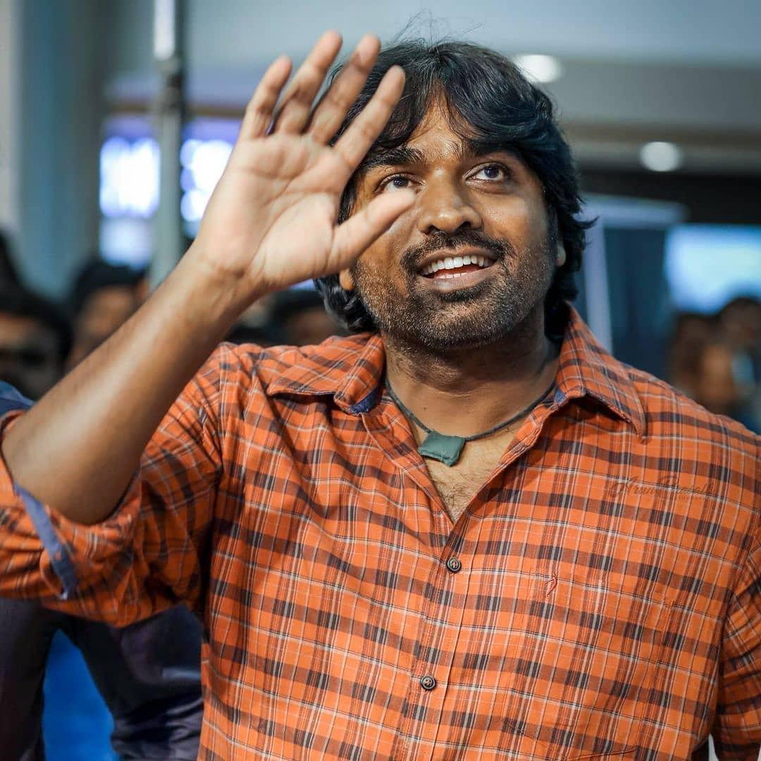 Vijay sethupathi fear of acting in entry scene of vikram movie without shirt