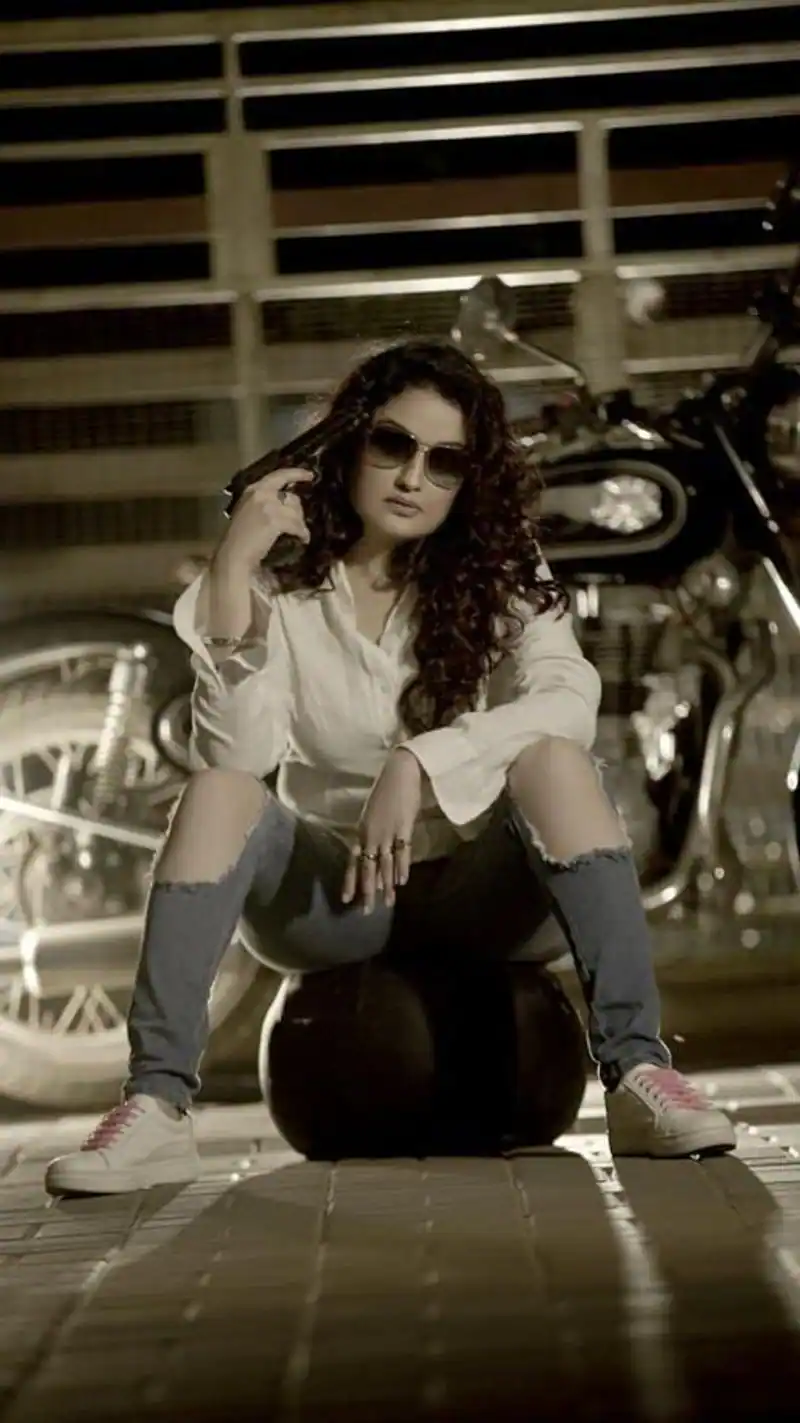 Spb charan and sonia agarwal marriage rumours on photo getting viral on social media