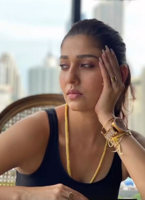 Secret about nayanthara revealed in vignesh shivan recently uploaded photo