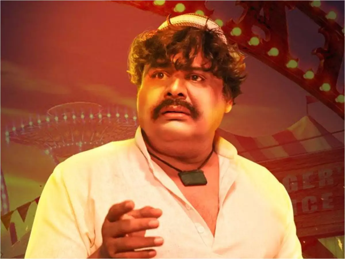 Mansoor alikhan head hair got fire while trying for karate