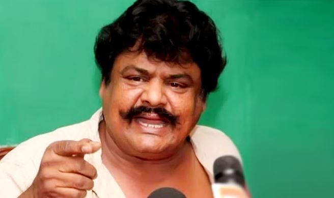 Mansoor alikhan head hair got fire while trying for karate