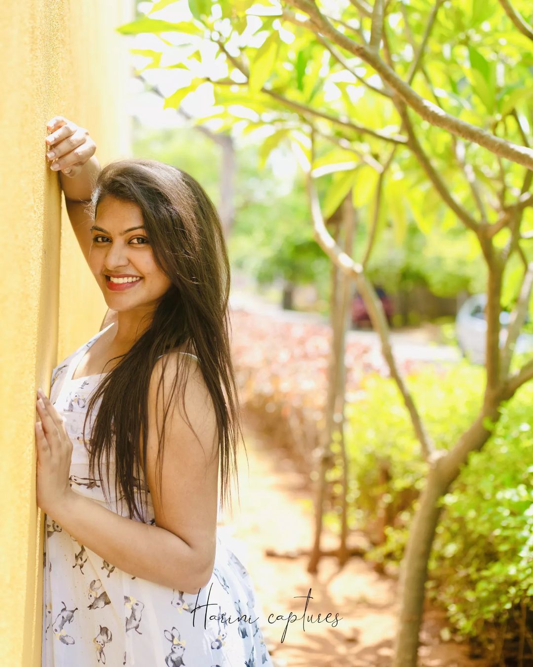 rachitha mahalakshmi dint speak about her husband in biggboss but dinesh wishes her to win the show