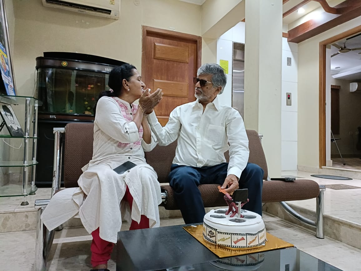 Sa chandrasekar celebrated 80years of marriage and did poojai in thirukadaiyur temple