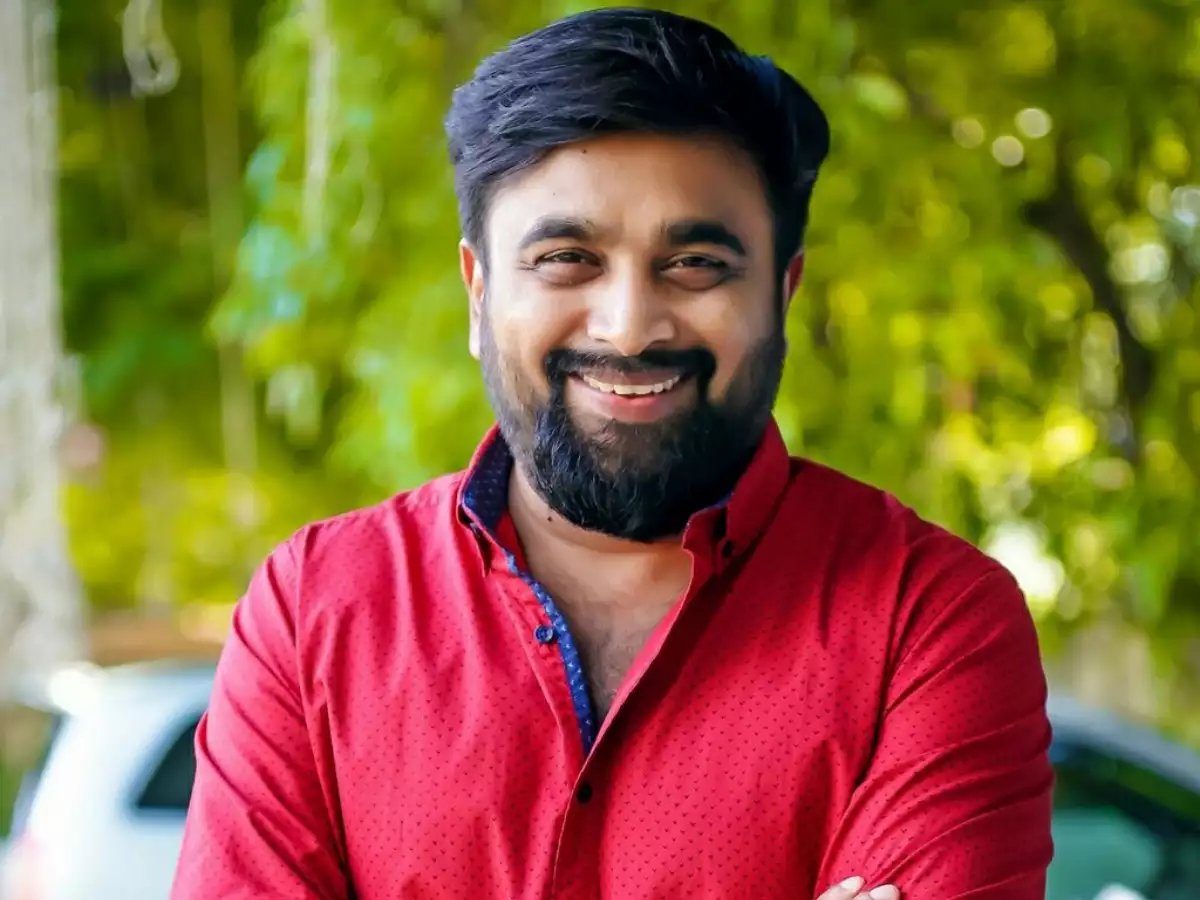 sasikumar speaks about celebrities immitating on his laugh in nadodigal