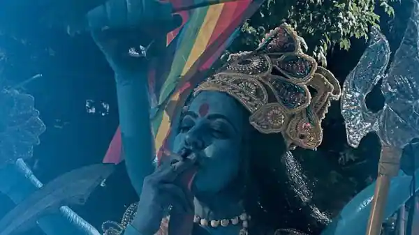 Leena manimekalai posts new photo which creates controversy