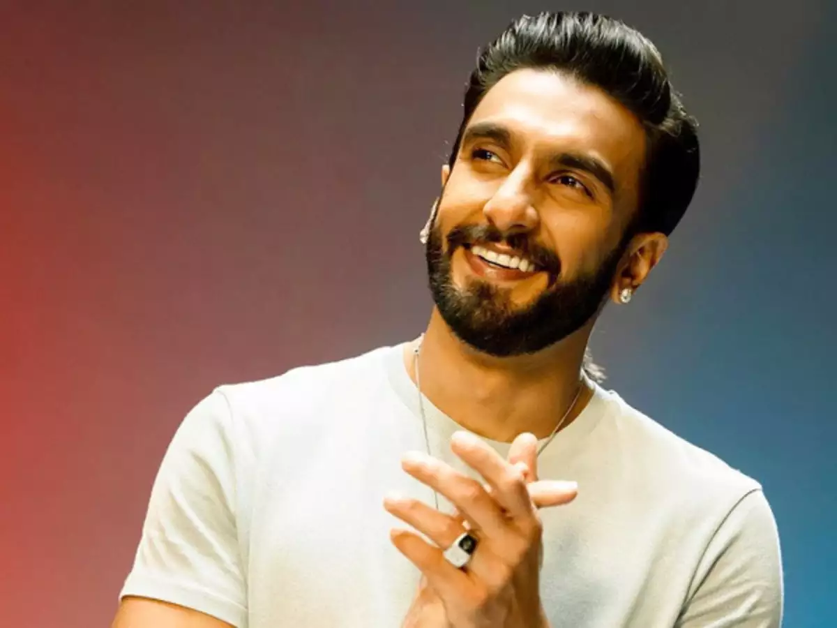Actor ranveer singh nude photoshoot getting viral on social media