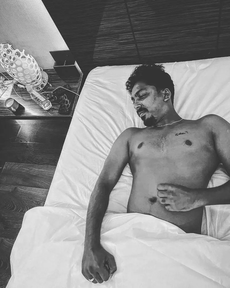 Vijay tv celebrity half nude photo getting viral on social media