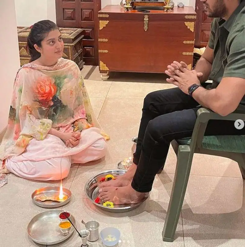 Actress pranitha got commentable for her recent posted photos on poojai