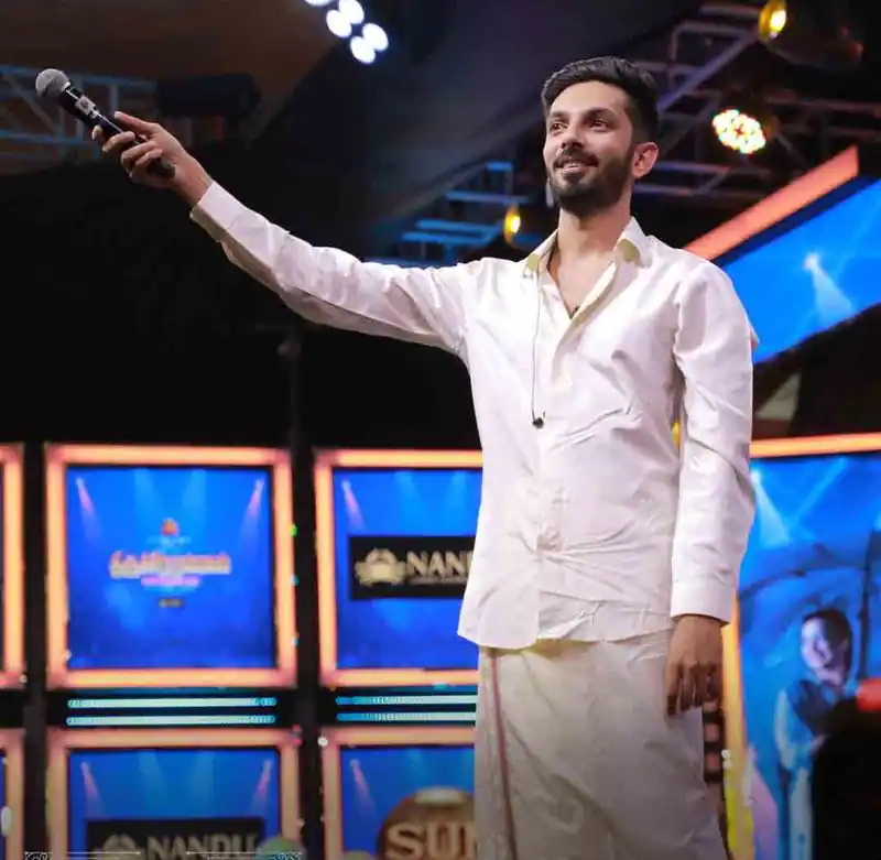 Anirudh speaks about bond with dhanush in thiruchitrambalam audio launch