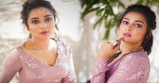 Smruthi venkat short gown photos getting viral on social media