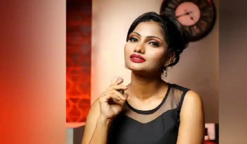 Anandharaj complains about supporting actress divyabharathi