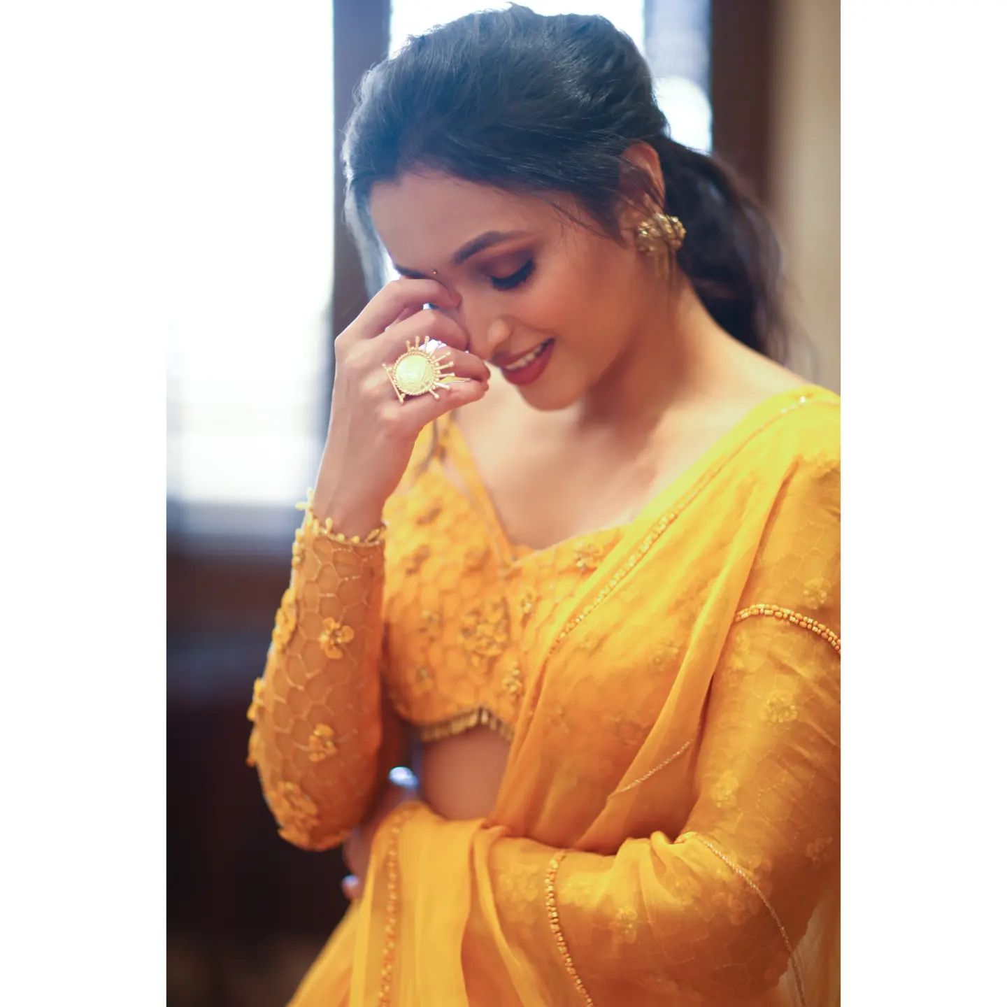 Actress srinidhi shetty hot photos in yellow colour lehenga getting viral