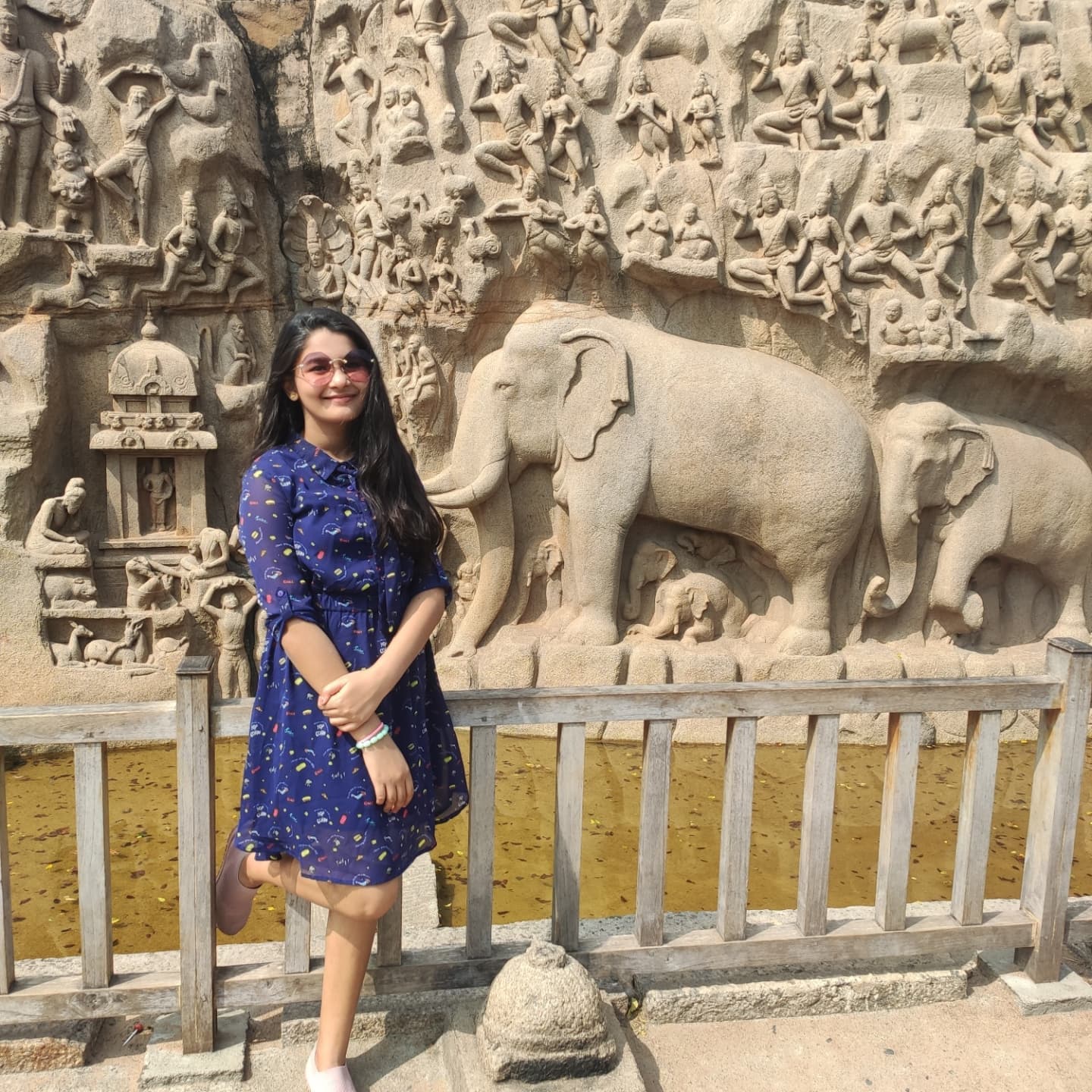 Yuvina parthavi latest look photos getting viral on social media