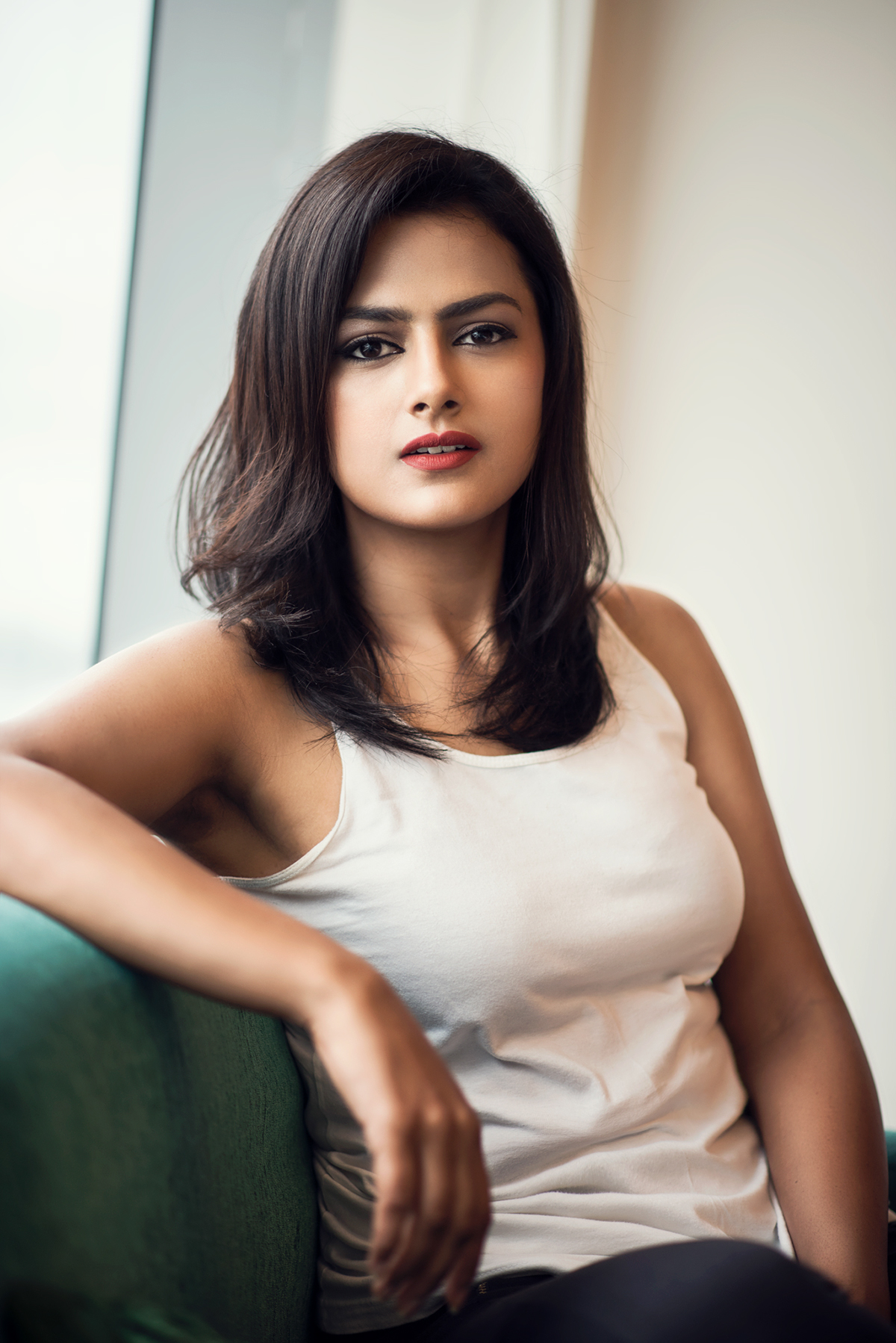 Shraddha srinath out of twitter because of netizens troll