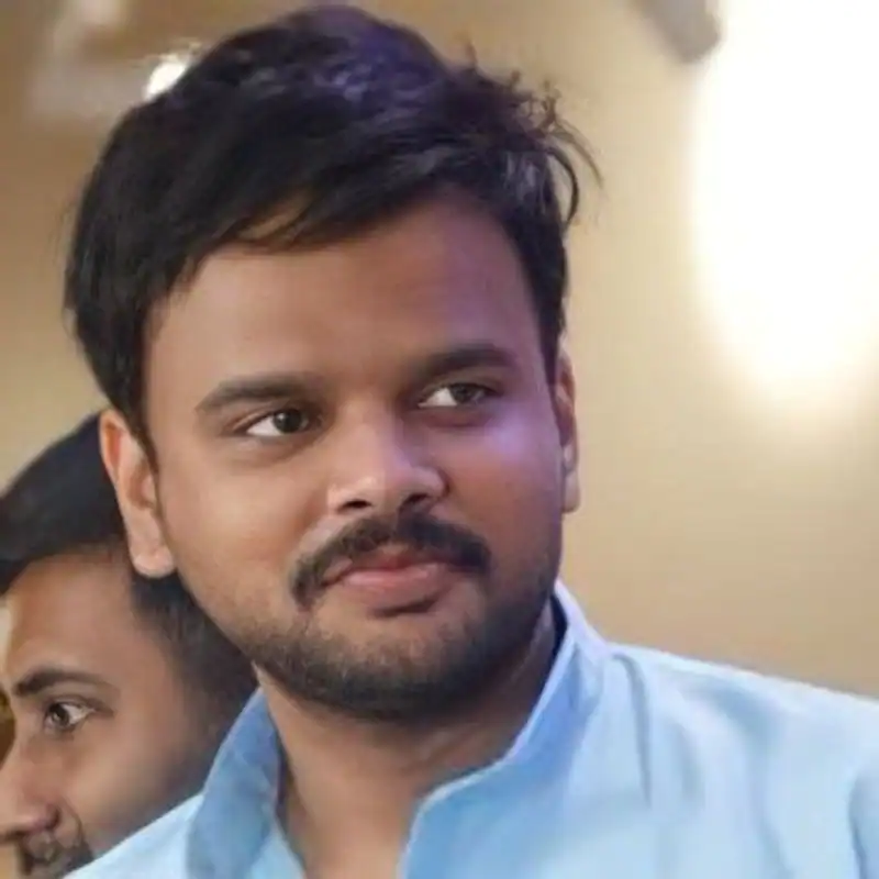 popular Vj and cinema reviewer died of heart arrest