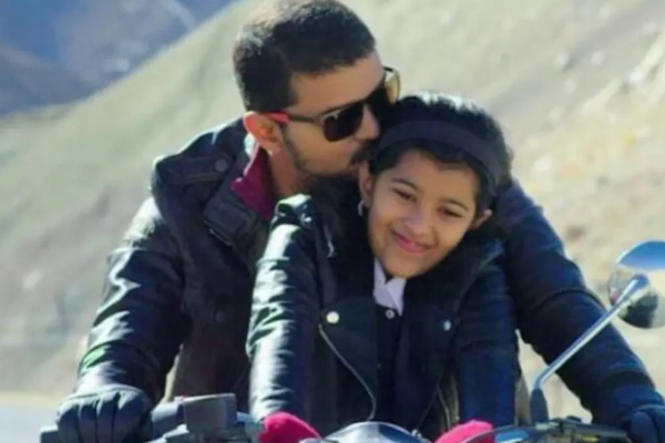 thalapathy vijay with his daughter interview video getting viral on social media