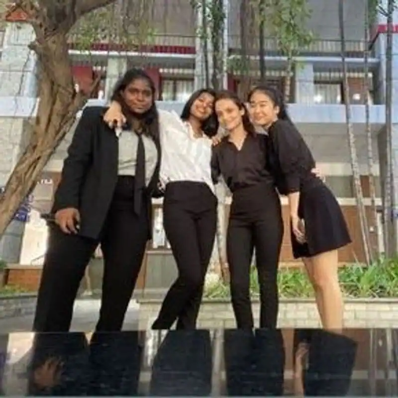 actor vijay daughter divya sasha photos getting viral on social media