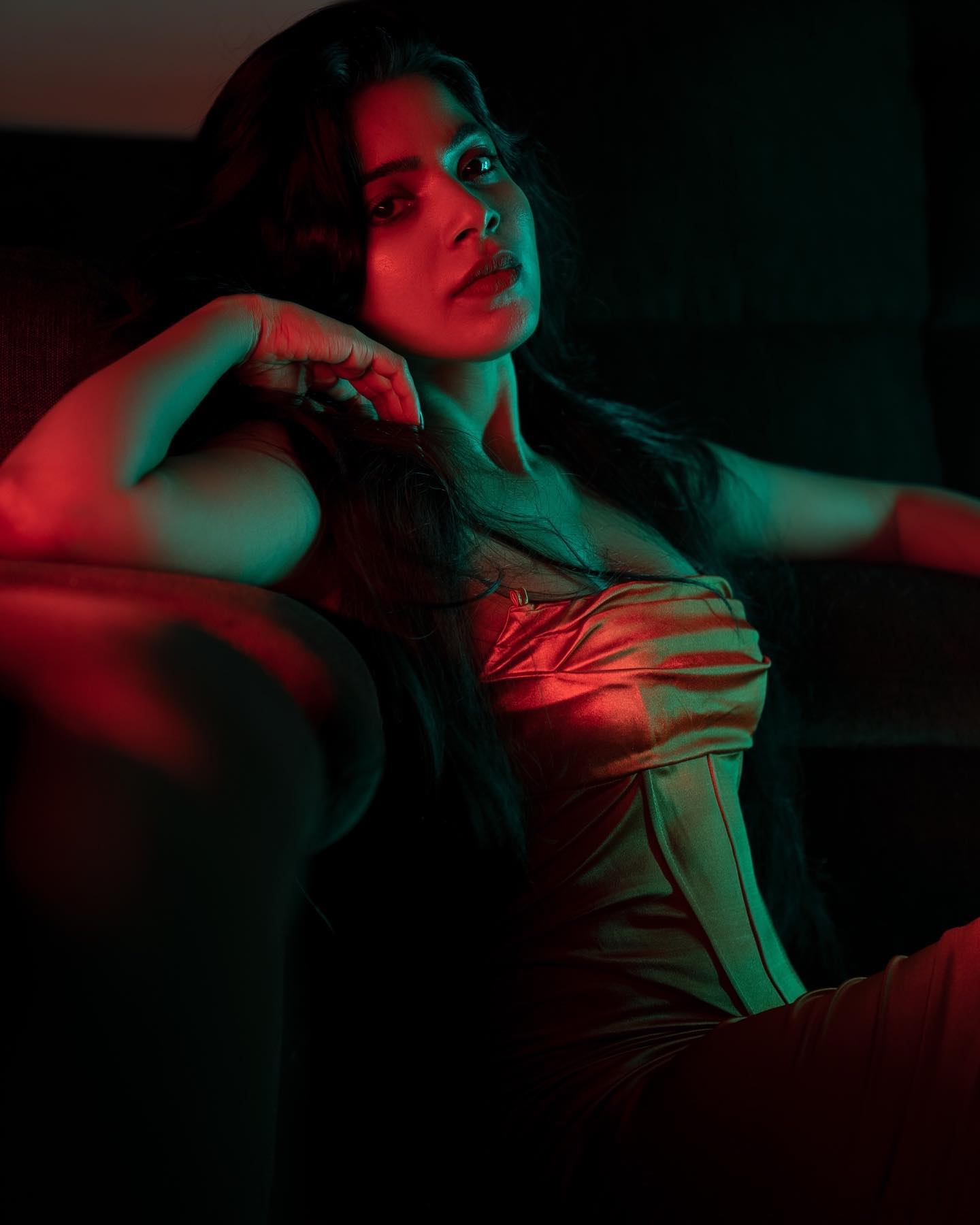 divyabharathi hot photos in golden colour velvet dress getting viral