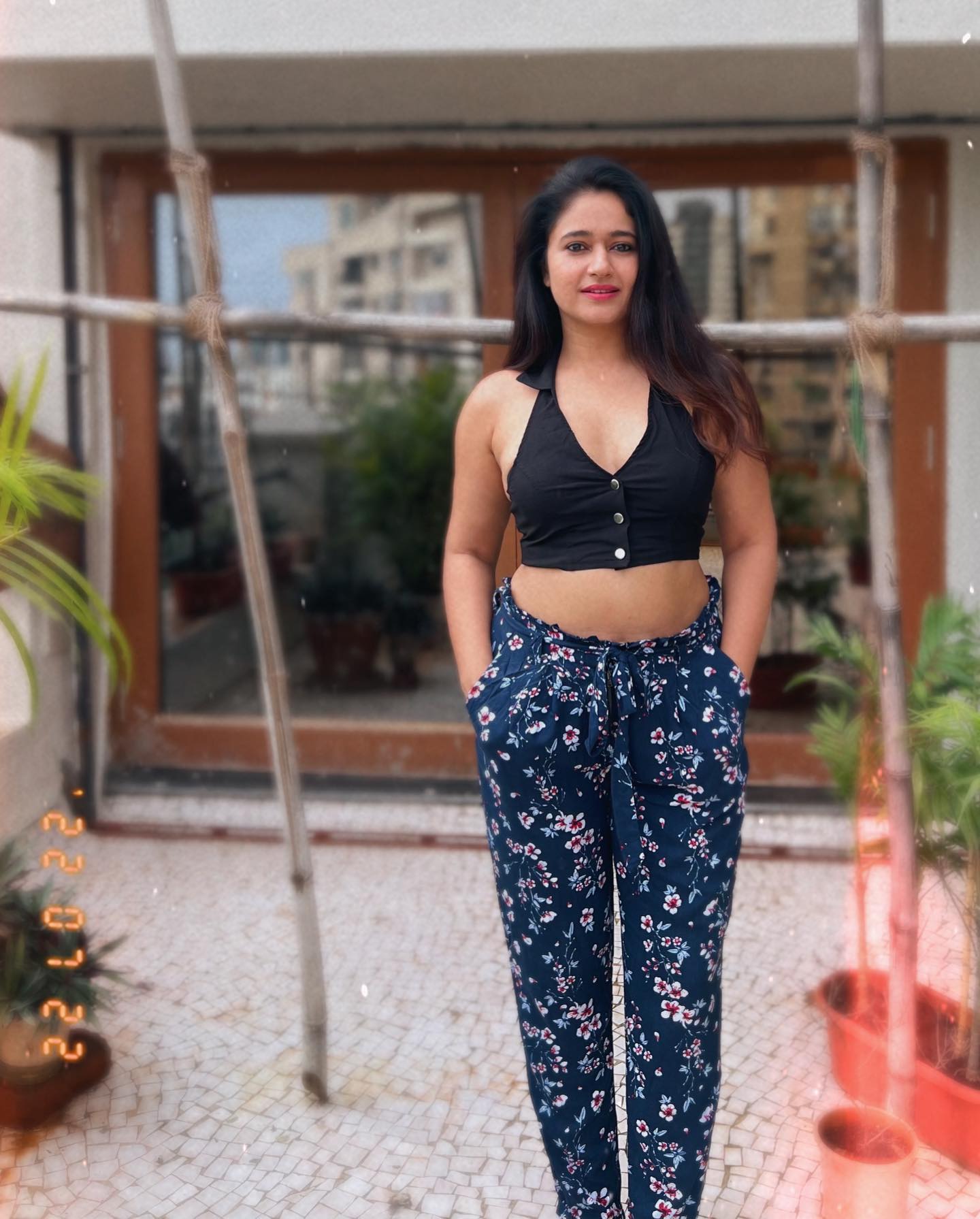 poonam bajwa hot structure showing video viral