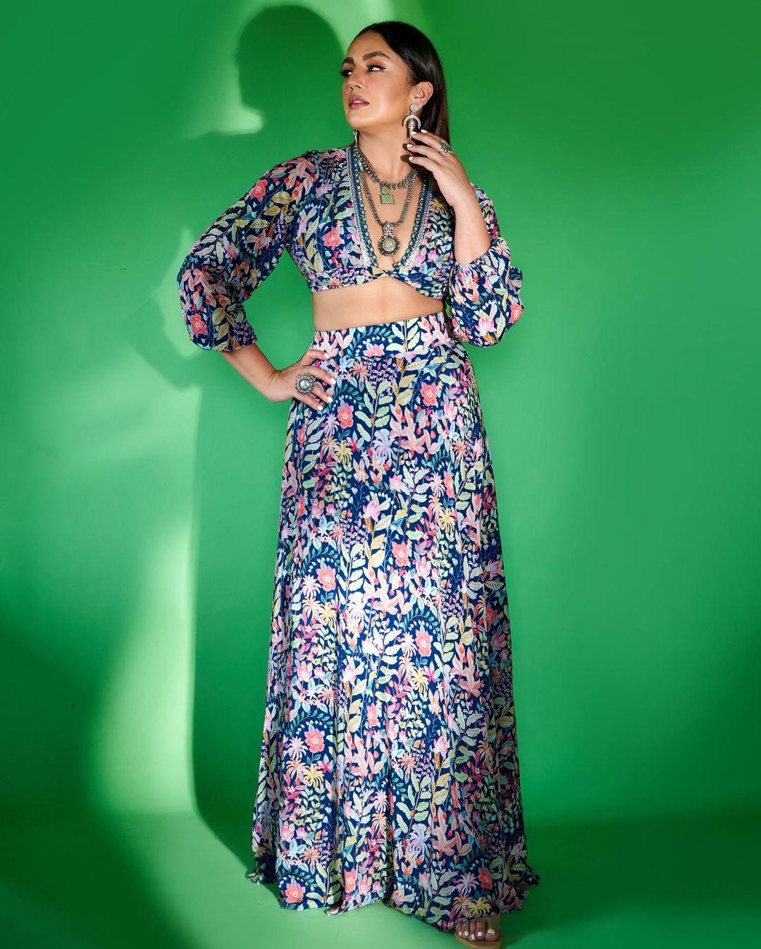 huma qureshi glamour photos getting viral on social media