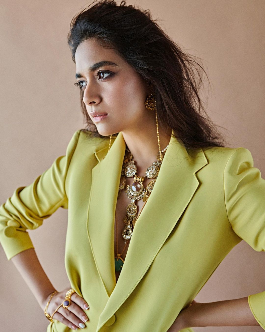 actress keerthy suresh hot photos getting viral on social media