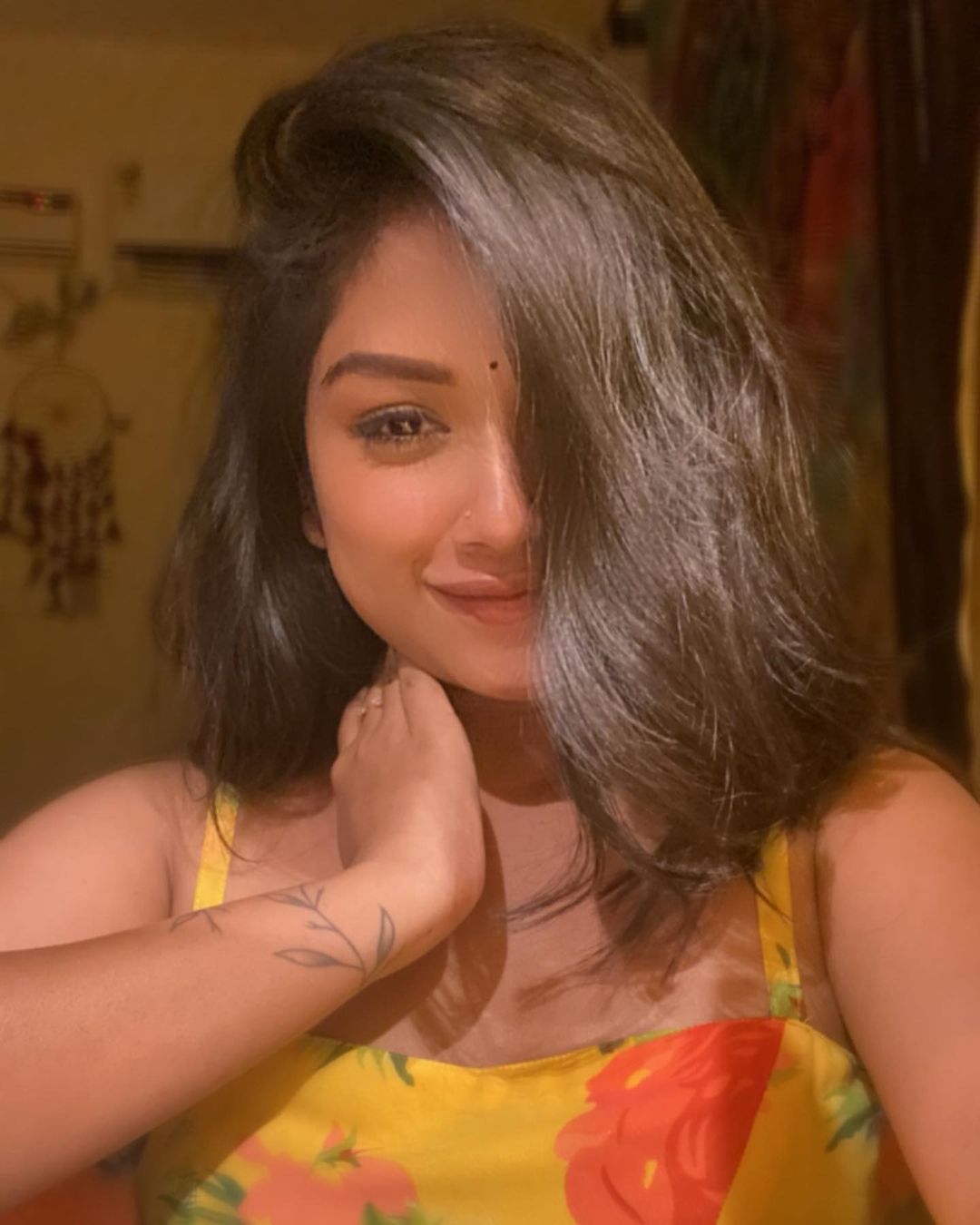 serial actress preethi sharma hot photos and video getting viral