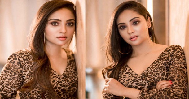 smruthi venkat hot photos in malayali saree