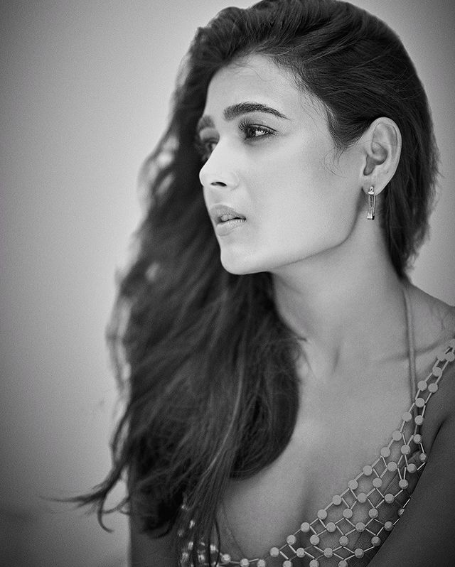shalini pandey vintage glamour photos getting viral on social media