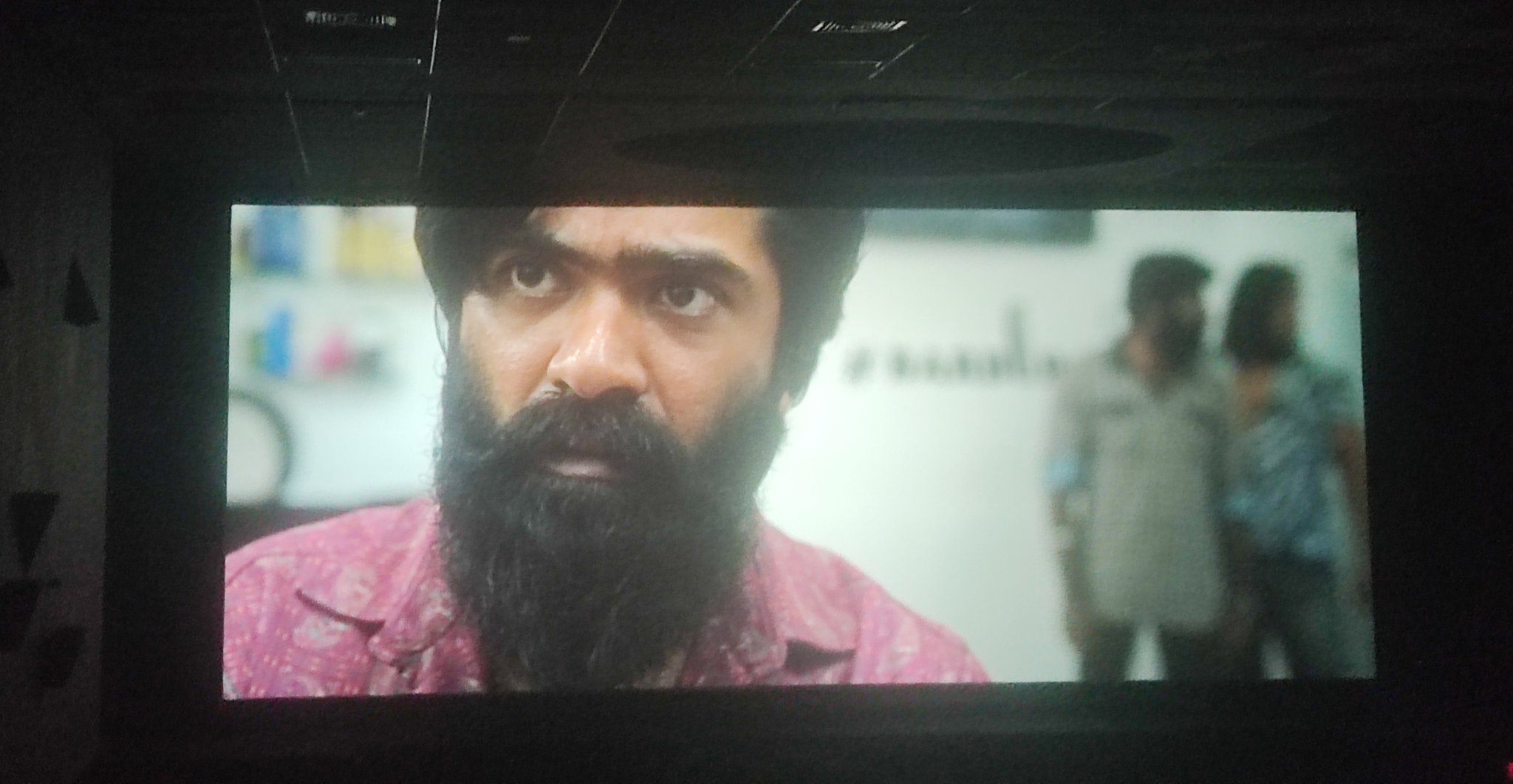 simbu venthu thaninthathu kaadu movie review on twitter getting viral