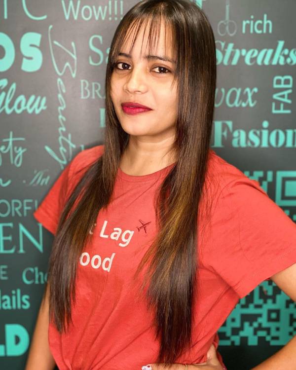 deepa alias powlenjessica committed suicide due to love failure